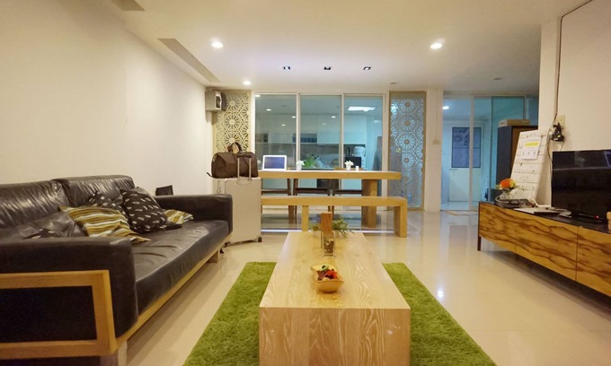 Bangkok Central Business District House | 5BR/5Bath Cozy & Fashionable House Erawa