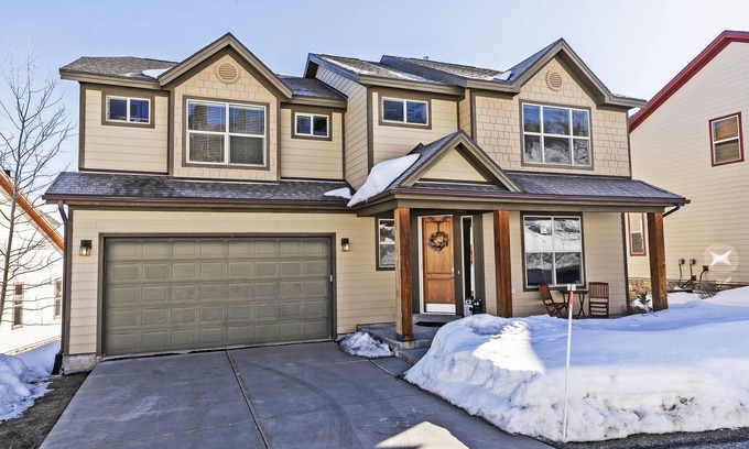 Bear Hollow Village House | 5BR Family Retreat! - Mountain Views! - 1 Mile to Slopes and Shops!