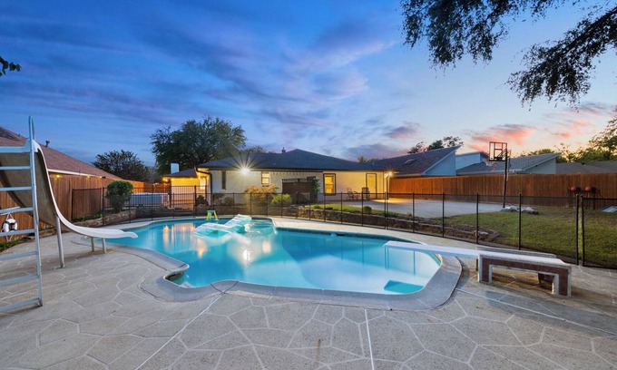 Plano House | 5BR Plano Oasis Pool, Backyard, 2 Kitchens, Game Room & B-Ball, Outdoor Living