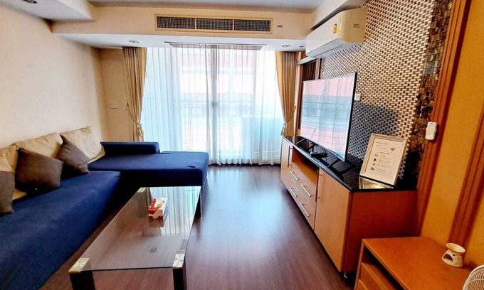 Khlong Toei Nuea Apartment | 5C-Short-term rental allowed-2BRs Downtown Bangkok