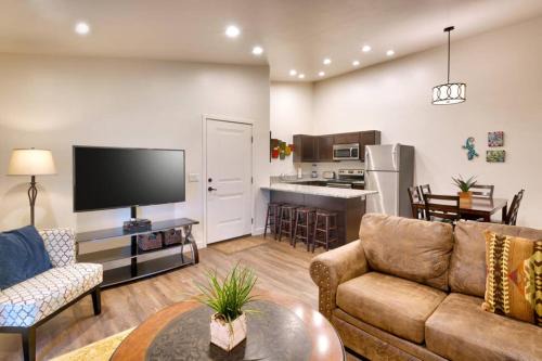 Moab South Valley Apartment | 5I Cozy Family Friendly Moab Condo
