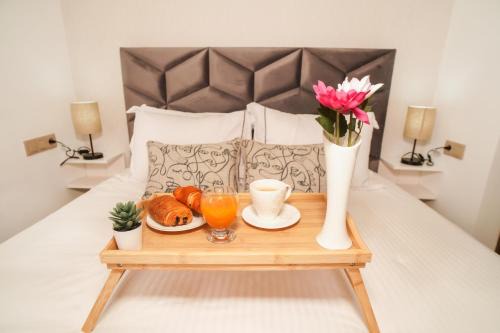 Quartier Des Mimosas Apartment | 5min drive from Train Station with Parking, Air Conditioning & IPTV -Ideal for CAN 2025
