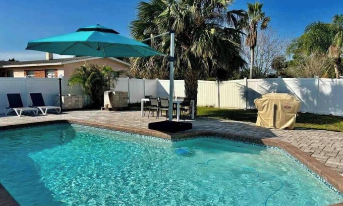 Port Orange House | 5Min from BEACH 3 Bedrooms+2 Baths Home with POOL