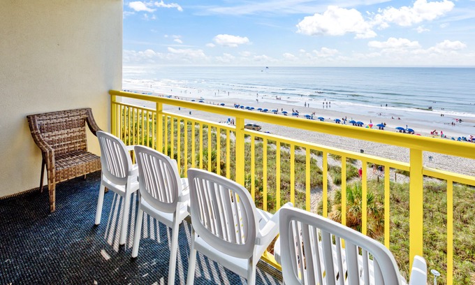 Crescent Beach Condo | 5th floor ocean view condo w/ free WiFi, balcony, shared pool, central AC