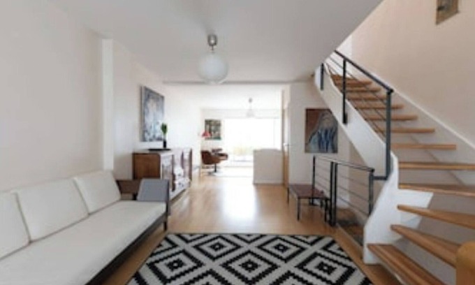 Amerique House | 6-7 rooms- Jourdain metro station - ideal for seminars, group meetings -