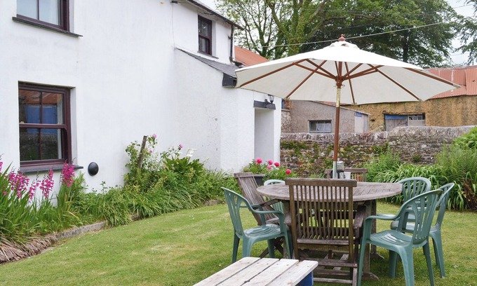 Beaworthy Cottage | 6 bedroom accommodation in Patchacott, near Beaworthy