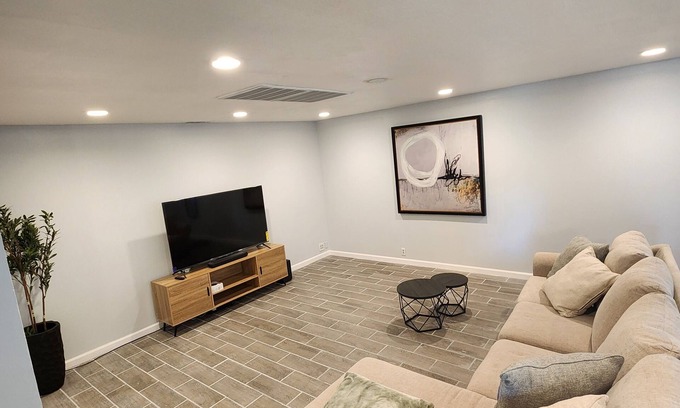 Odessa House | 6 Beds, 3-bedroom House in Odessa close to shopping and minutes from I20