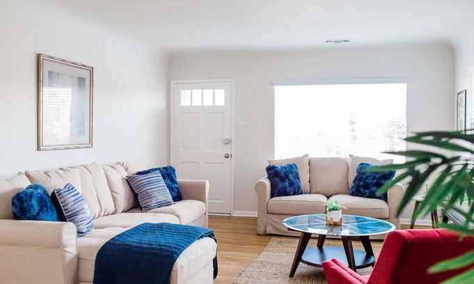Coastal San Pedro House | 6 BR - AC - Close to Beach