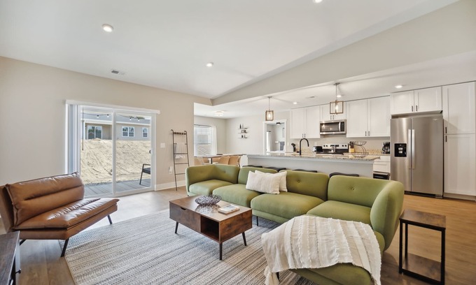 Williamsburg Condo | 6 Condos in Traverse City