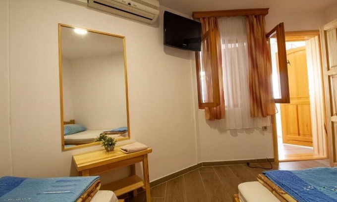 Neum Apartment | 6 Double room with Private Parking