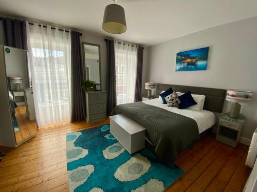 Bantry Apartment | 6 New Street Bantry Selfcatering BnB Apartment 1