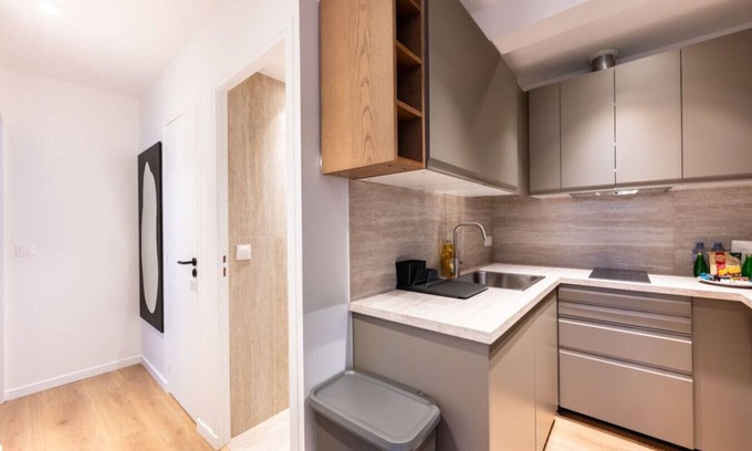 20th Arrondissement Apartment | 6 pers #2 Chambres #2 SDB #Père Lachaise #Paris 20