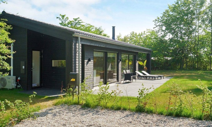 Smidstrup Strand House | 6 person holiday home in Gilleleje