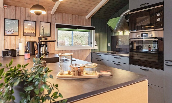 Floutrup House | 6 person holiday home in Roslev