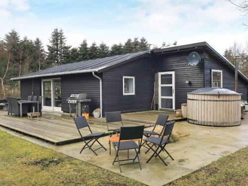 Blokhus House | 6 person holiday home in Blokhus