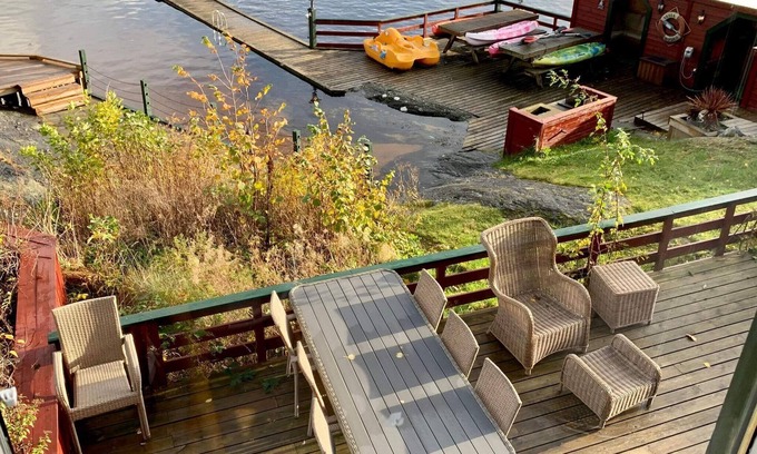 Bomlo House | 6 person holiday home in BØMLO