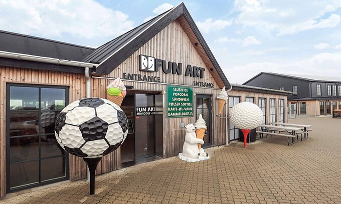 Blokhus House | 6 person holiday park home in Blokhus
