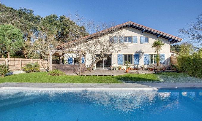Seignosse Villa | 6-person villa with heated pool