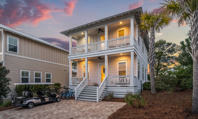 Santa Rosa Beach House | 6-Seater Golf Cart! 3 Adult Bikes! Resort Pool! Corner Lot! - Tiki Tides at Highland Parks on 30A