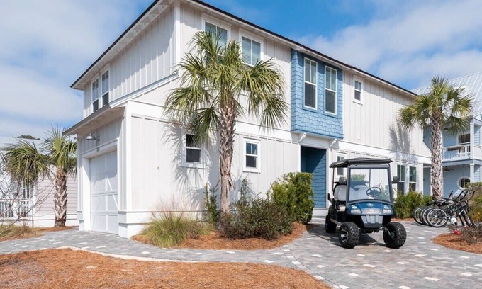 Dune Allen Beach House | 6-Seater Golf Cart & 4 Bikes! Walk to the Pool & Beach! - Happily Ours in Sereni