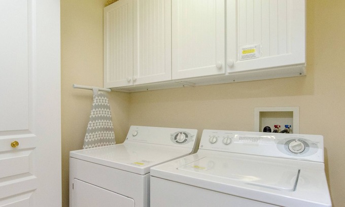 Mackinaw City Condo | 60 Beachy Keen Condo