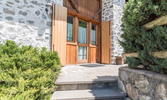 Mezzana Apartment | 60 m² Apartment ∙ 1 bedroom ∙ 5 guests