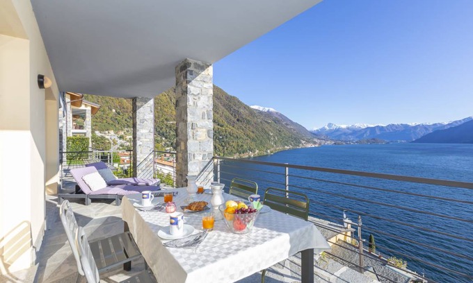 Argegno Apartment | 60 m² Apartment ∙ 2 bedrooms ∙ 4 guests