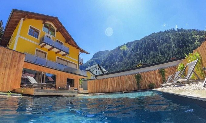 Bockstein Apartment | 60 m² Apartment ∙ 2 bedrooms ∙ 4 guests