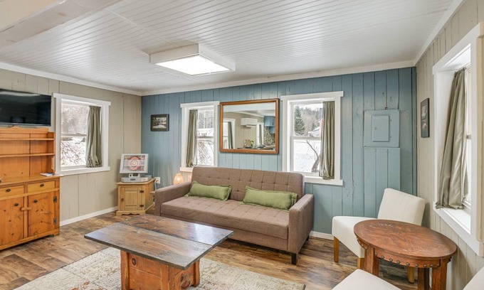 Portage Lake Cottage | 60 m² Cabin ∙ 1 bedroom ∙ 4 guests