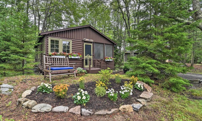 Boothbay Harbor Cottage | 60 m² Cabin ∙ 2 bedrooms ∙ 4 guests