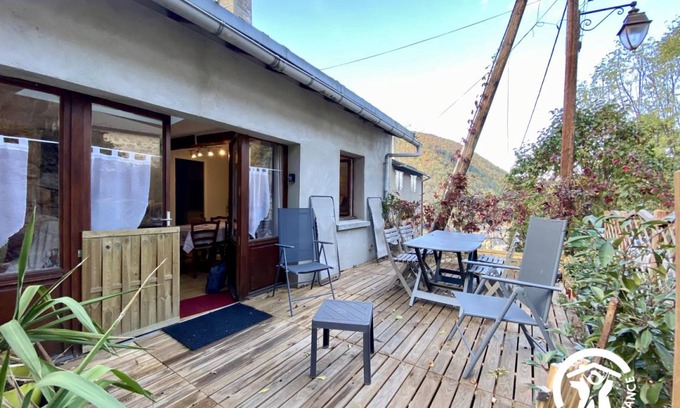 Escouloubre House | 60 m² Gîte ∙ 2 bedrooms ∙ 6 guests