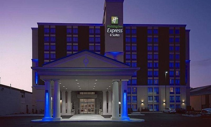 Chatham-Kent Hotel | 60 m² Hotel ∙ 127 guests