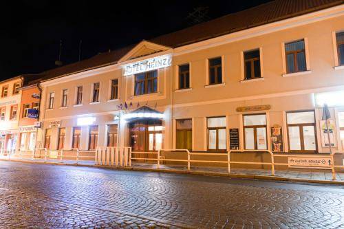 Dobris Hotel | 60 m² Hotel ∙ 5 guests