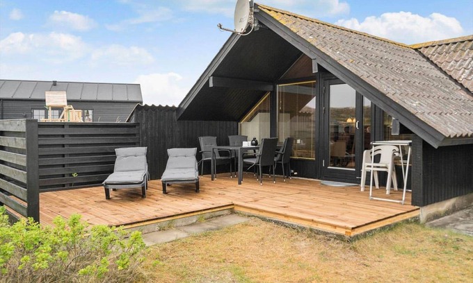 Bjerregard Strand House | 60 m² House ∙ 2 bedrooms ∙ 4 guests