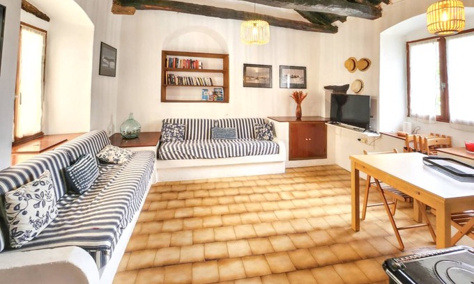 Rogliano House | 60 m² House ∙ 2 bedrooms ∙ 4 guests