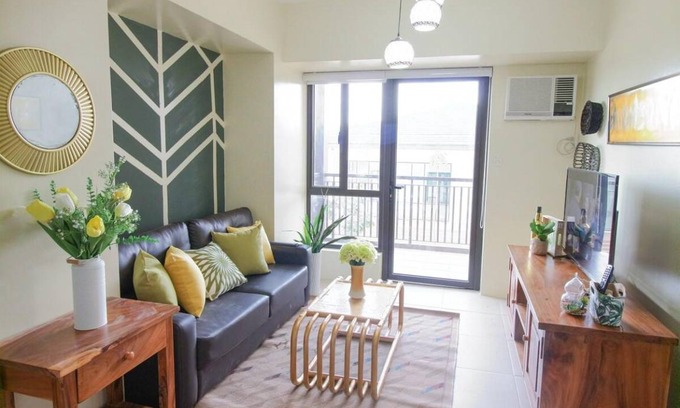 Silang Junction South Apartment | 60 m² Apartment ∙ 2 bedrooms ∙ 8 guests