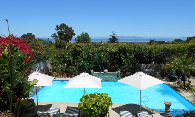 Somerset West Resort | 60 m² Private room ∙ 1 bedroom ∙ 2 guests