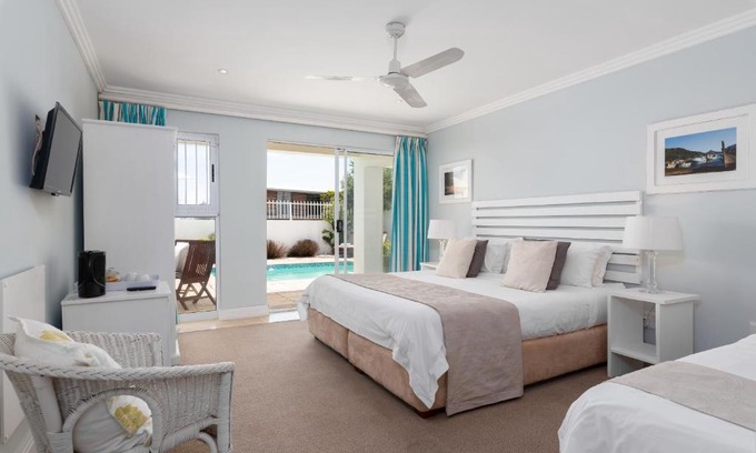 Camps Bay Bed & Breakfast | 61 on Camps Bay