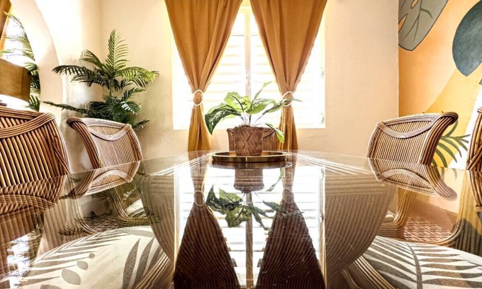 Miramar House | 610@Miramar- up to 40 people