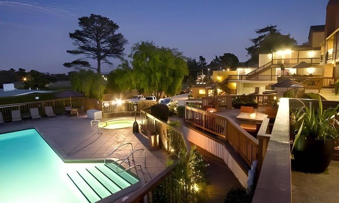 Munras Avenue Hotel | 62 m² Hotel ∙ 127 guests