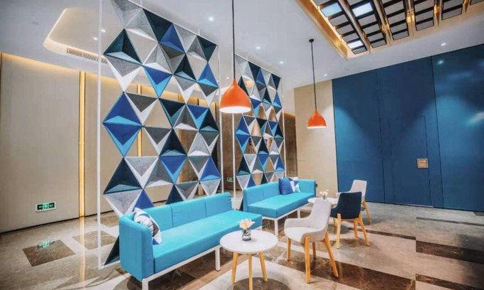 Fenghua Hotel | 62 m² Hotel ∙ 2 bedrooms ∙ 127 guests