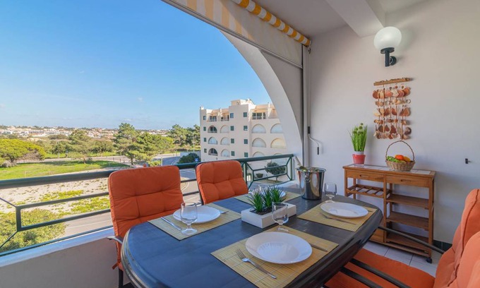 Salgados Apartment | 62 m² Apartment ∙ 1 bedroom ∙ 4 guests
