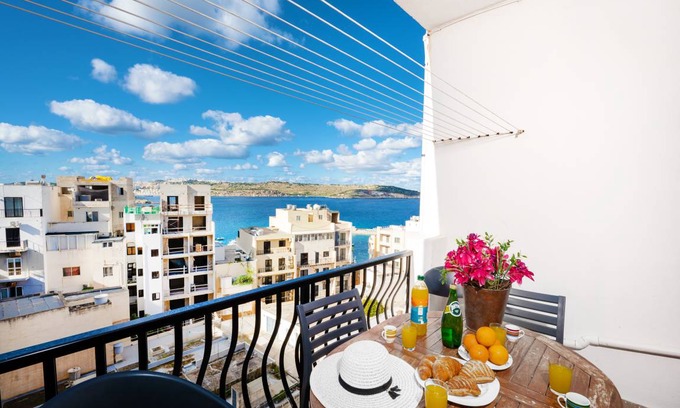 Bugibba Apartment | 63 m² Apartment ∙ 2 bedrooms ∙ 4 guests