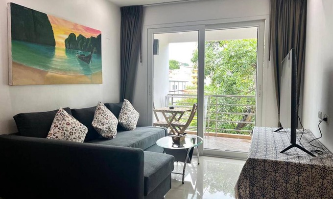 Patong House | 637 Two Brs2baths 1 Km Walking To Patong Beach