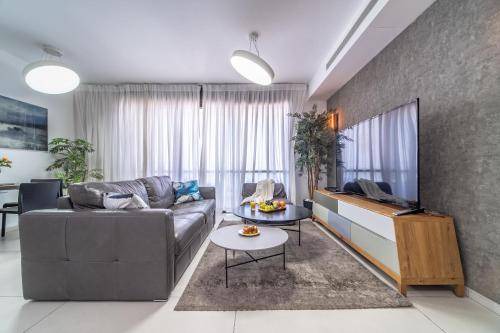 Haifa Apartment | 64 m² Apartment ∙ 7 guests