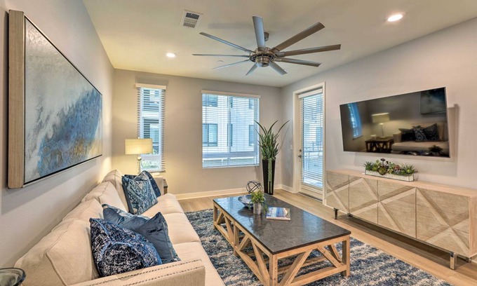 Irvine Business Complex Apartment | 64 m² Apartment ∙ 1 bedroom ∙ 2 guests