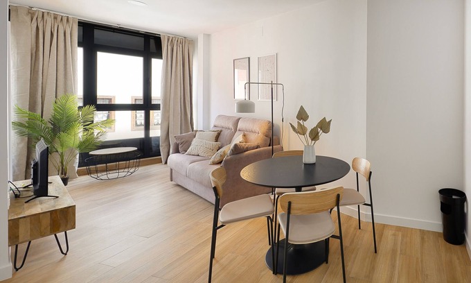 Old Town Apartment | 644C3 Apartamentos Aptio