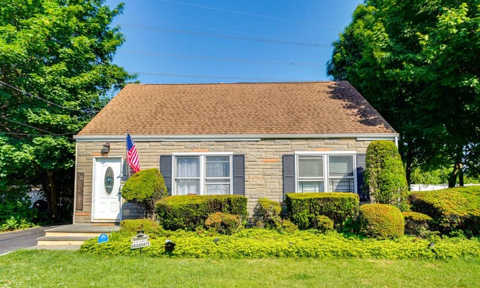 Northeast Yonkers Apartment | 65 m² Apartment ∙ 1 bedroom ∙ 2 guests