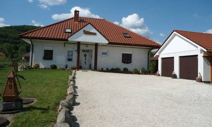 Sobieszow Apartment | 65 m² Apartment ∙ 2 bedrooms ∙ 4 guests