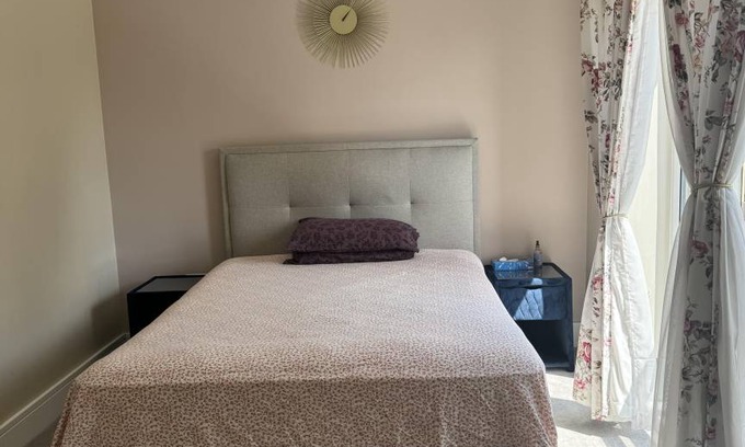 Reading Apartment | 65 m² Apartment ∙ 2 bedrooms ∙ 4 guests